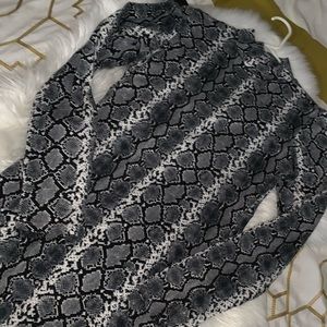 Snakeprint midi dress ❌ SOLD